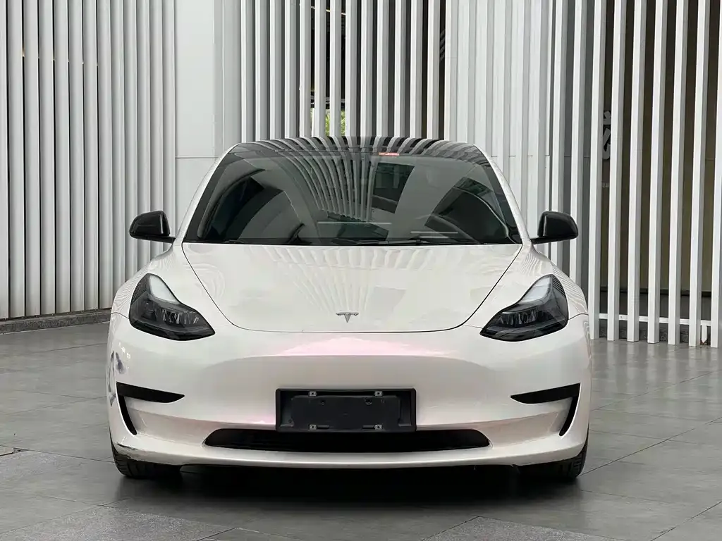 Tesla Model 3 — фото 6