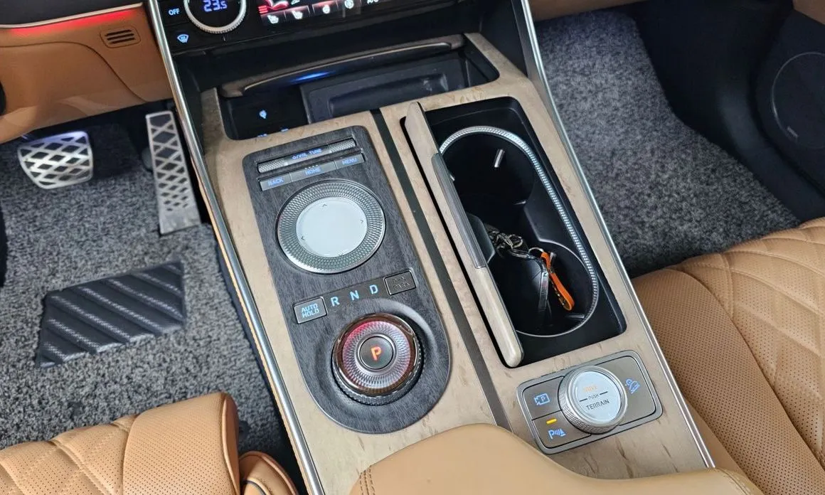 Genesis GV80 — фото 10