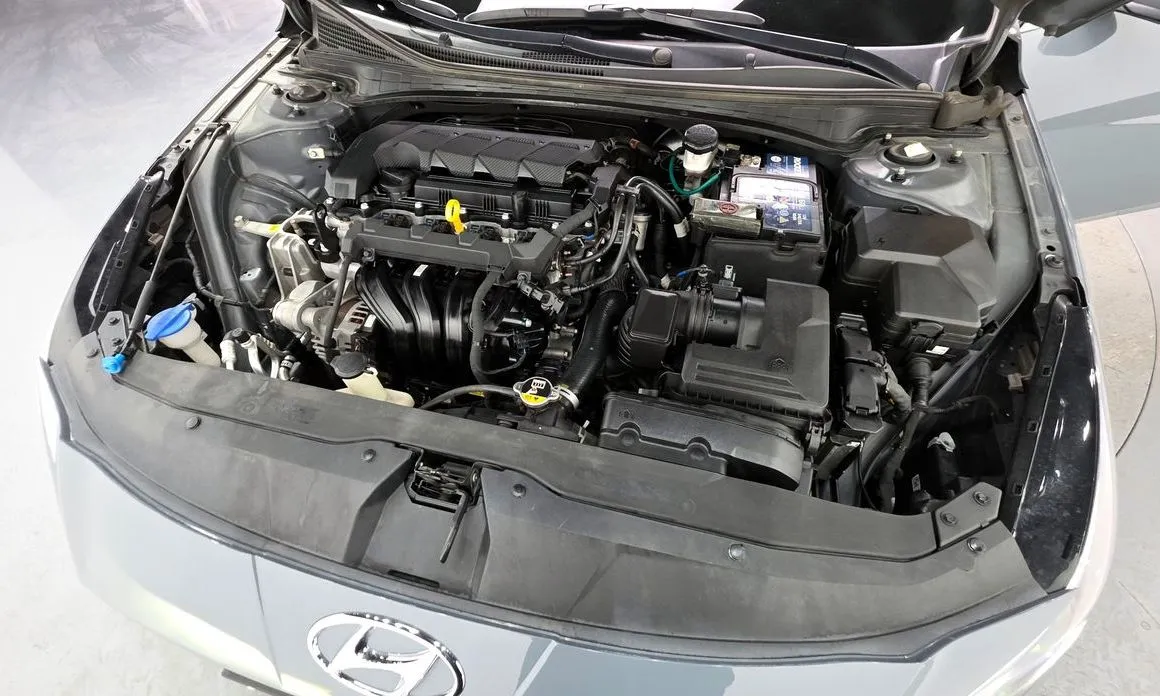 Hyundai AVANTE — фото 9