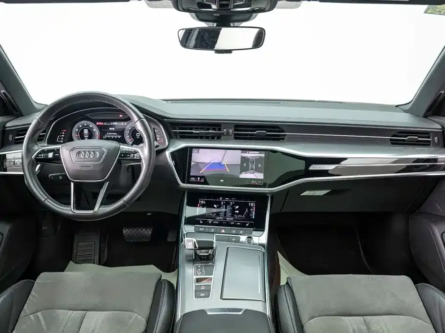 Audi A6L — фото 5
