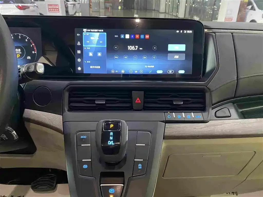 Ford Tourneo — фото 6