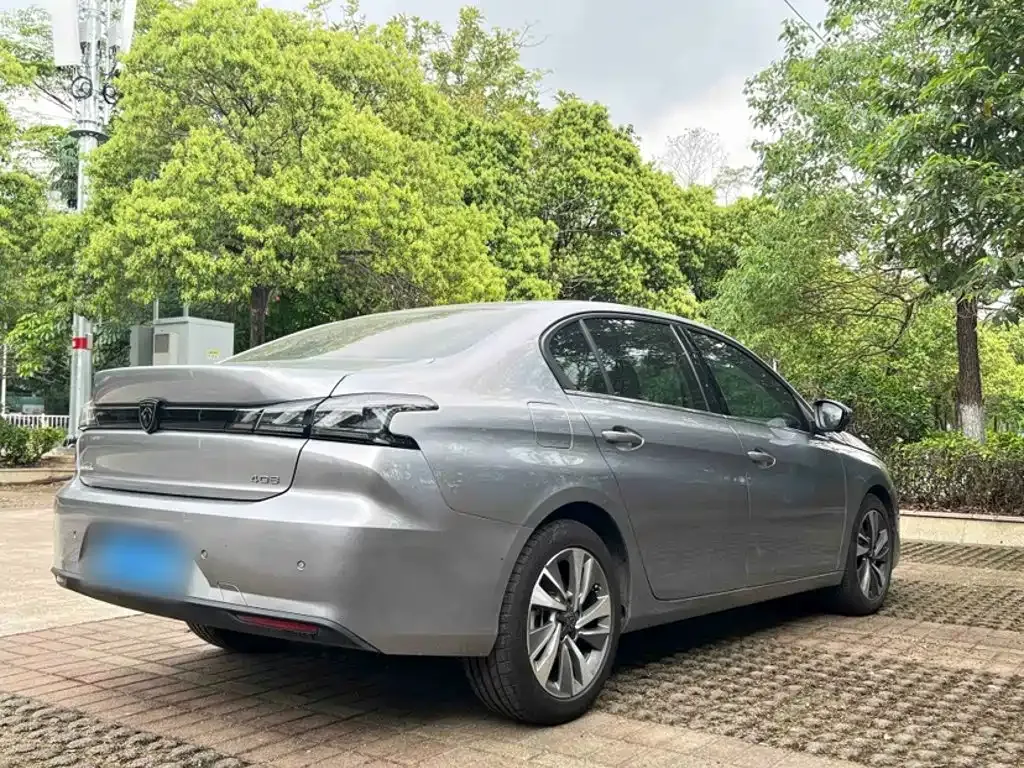 Peugeot 408 — фото 10