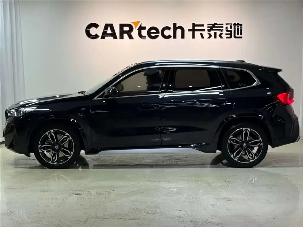 BMW X1 — фото 8