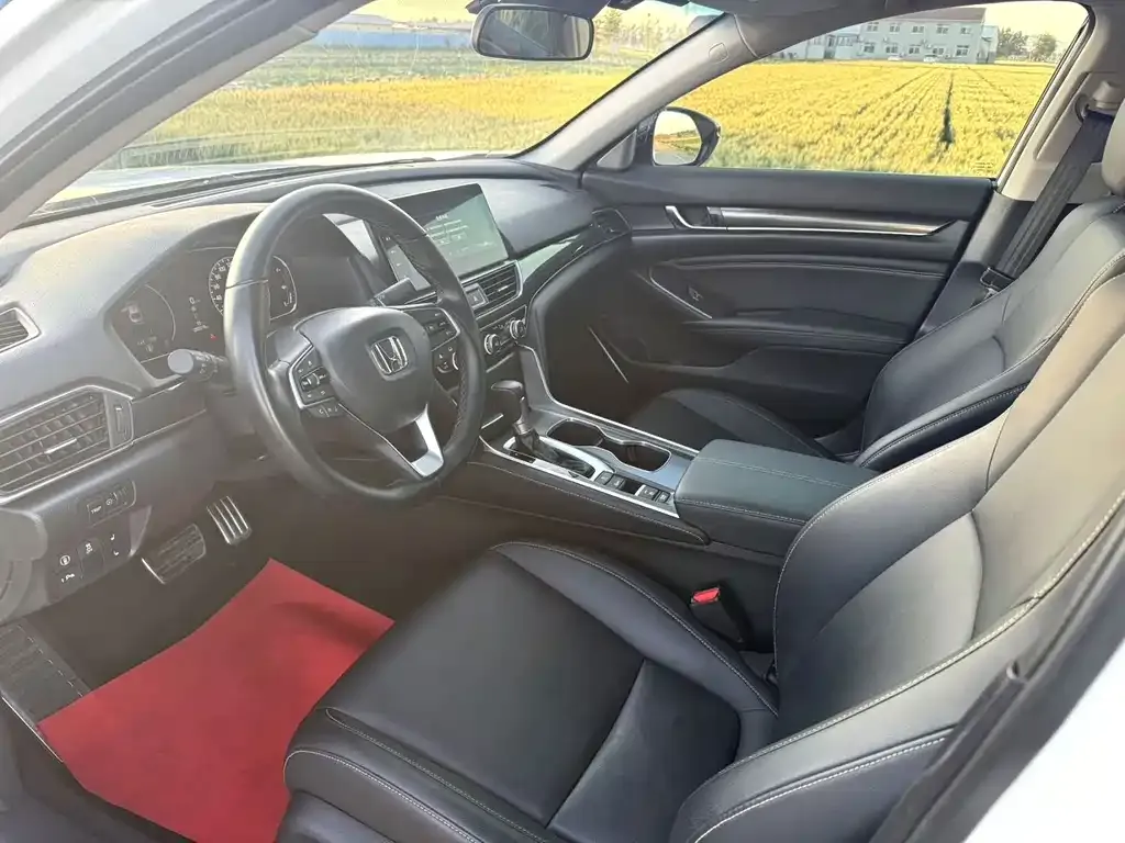 Honda Accord — фото 4