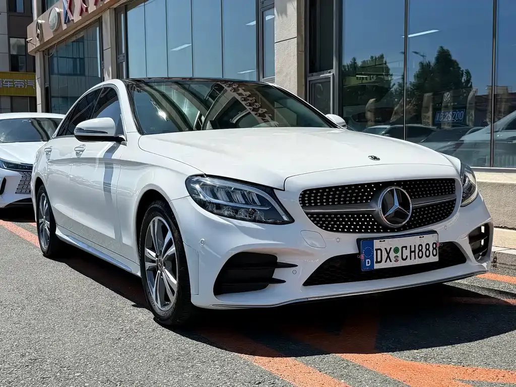 Mercedes-Benz C-Class — фото 8