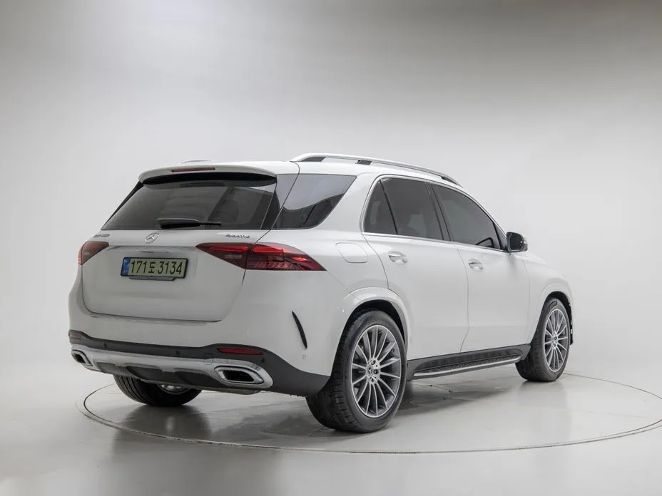 Mercedes-Benz GLE-Class — фото 4