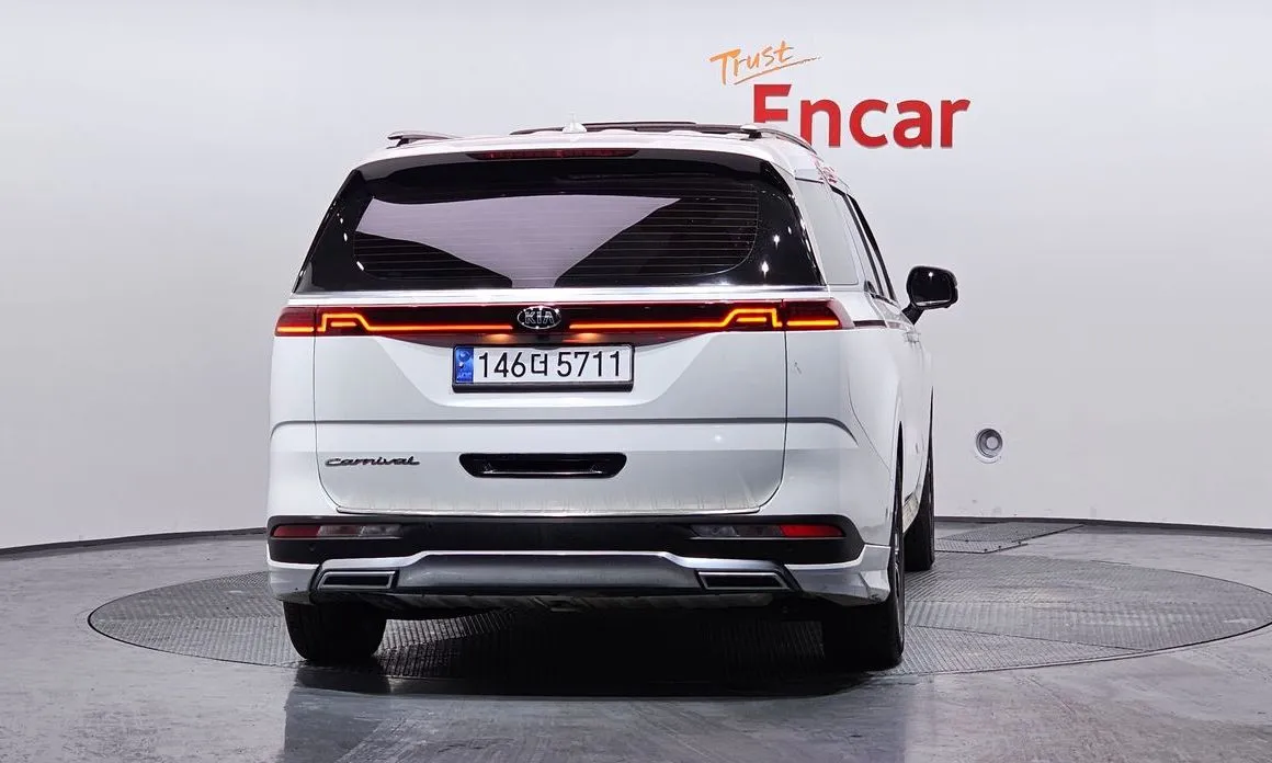 Kia Carnival — фото 2