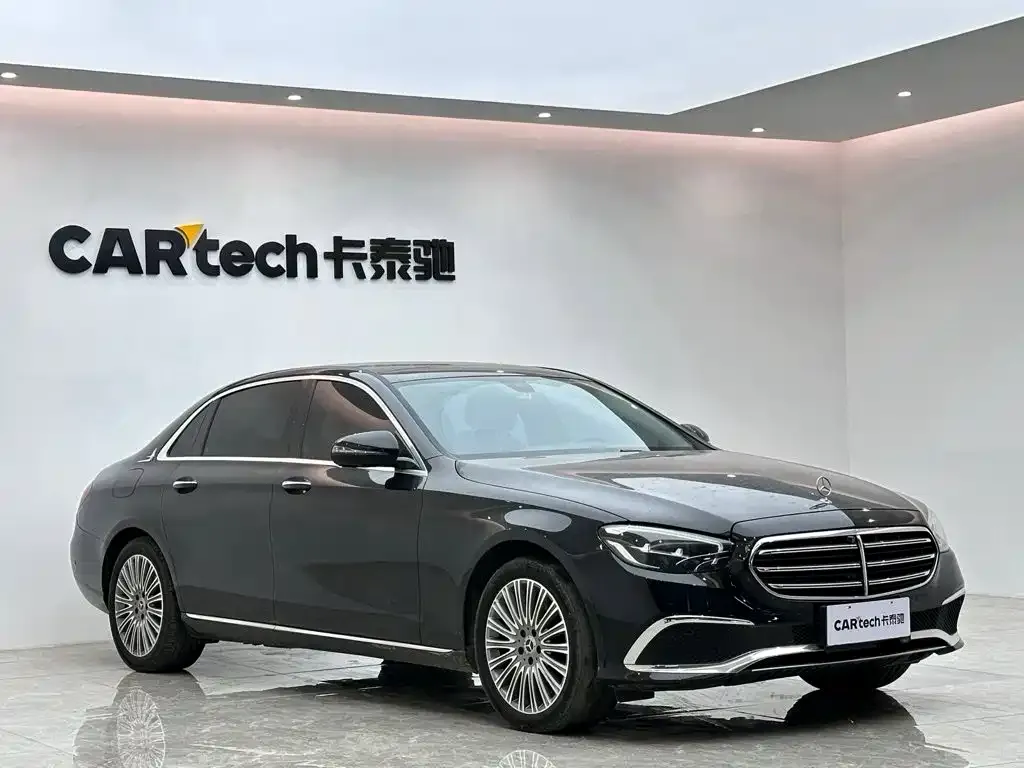 Mercedes-Benz E-Class — фото 5