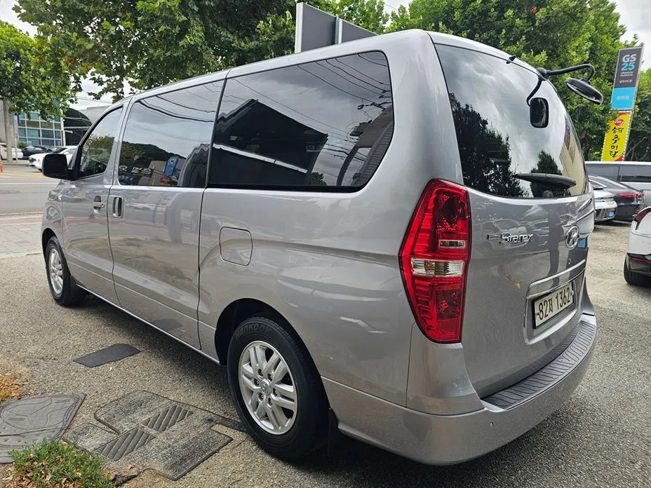 Hyundai Starex — фото 10