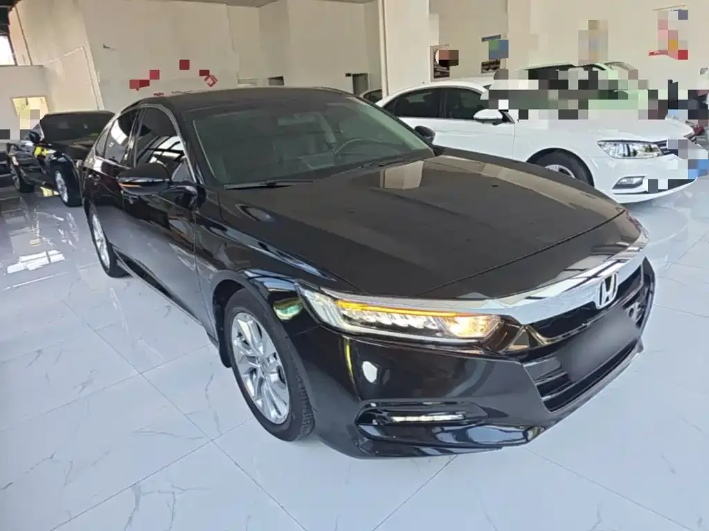 Honda Accord — фото 7