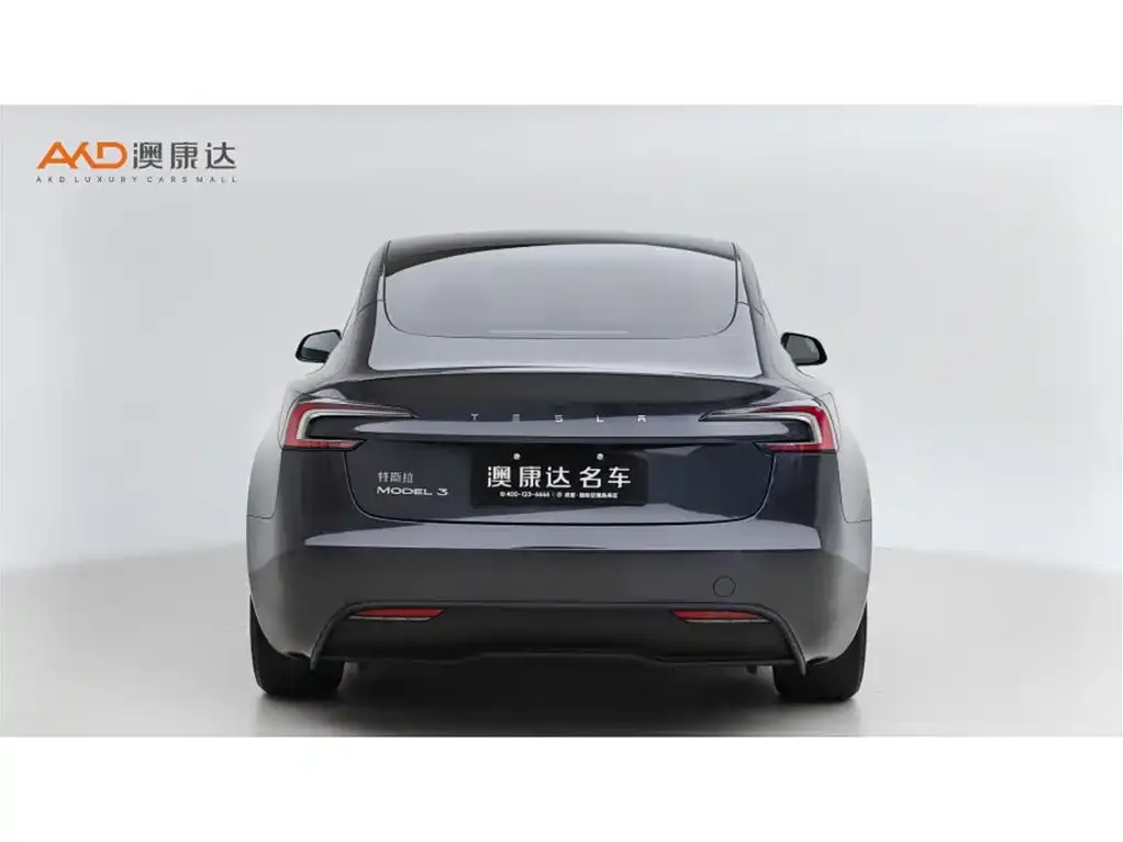 Tesla Model 3 — фото 9