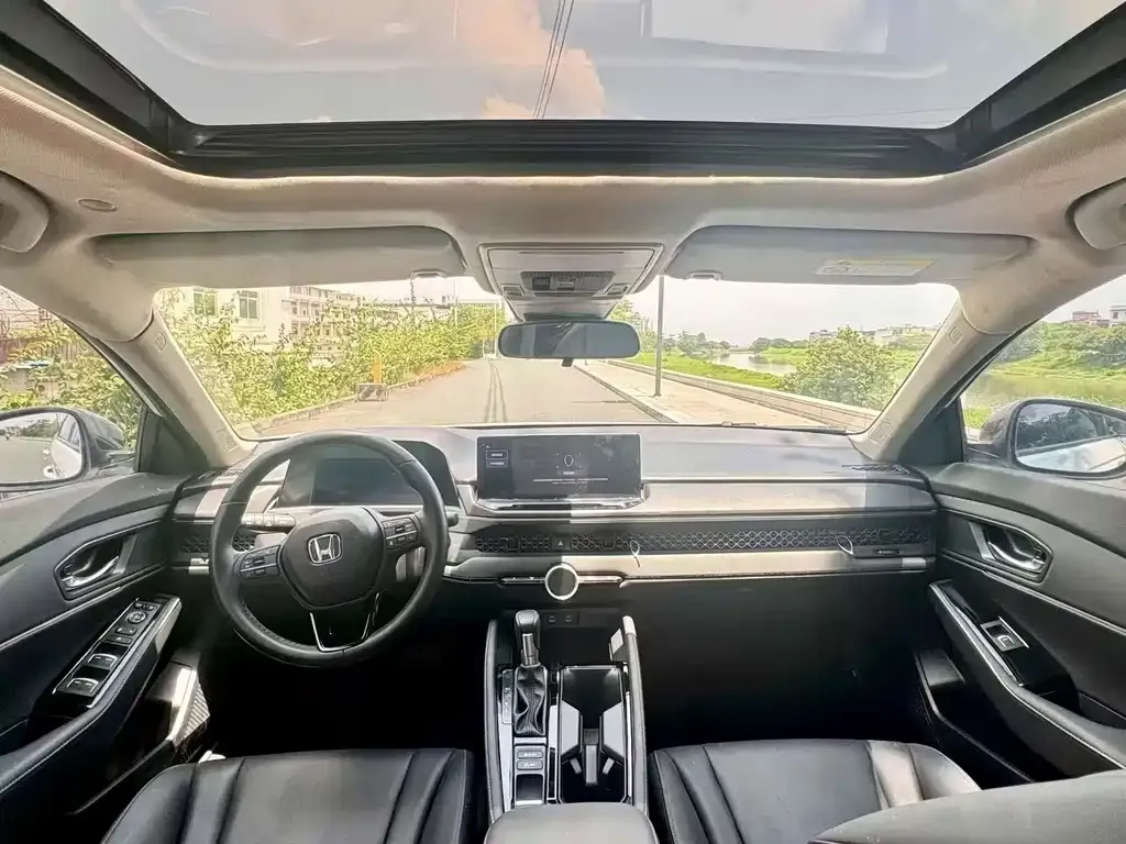 Honda Accord — фото 5