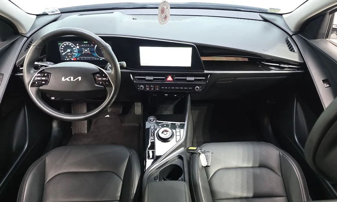 Kia Niro — фото 10