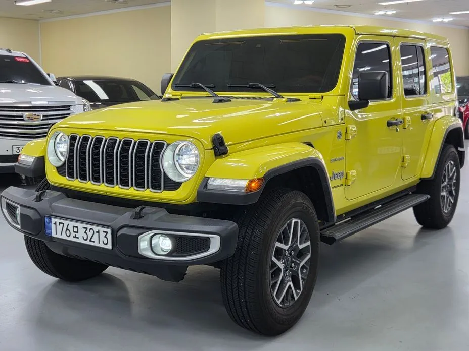 Jeep Wrangler — фото 1