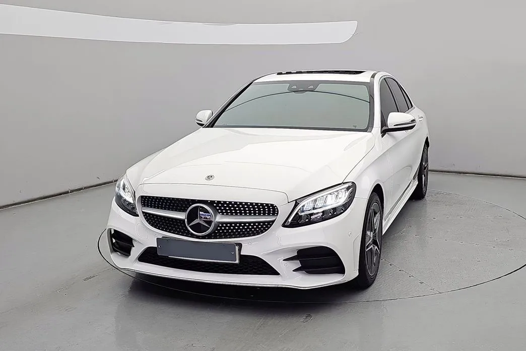 Mercedes-Benz C-Class — фото 1