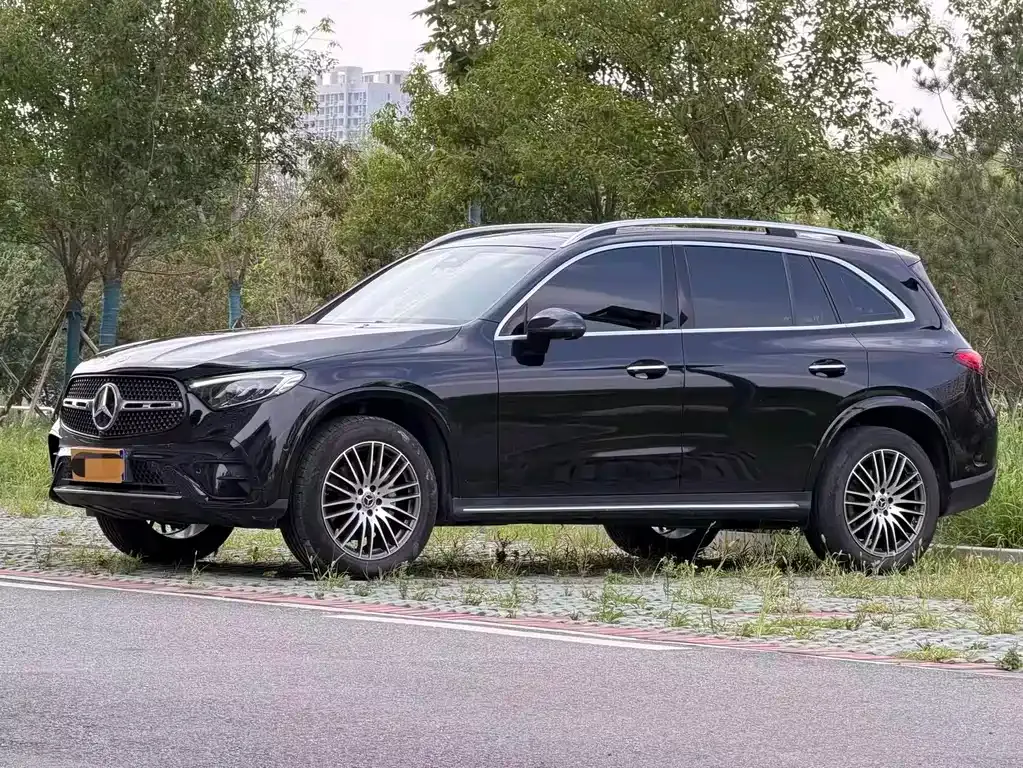 Mercedes-Benz GLC — фото 1