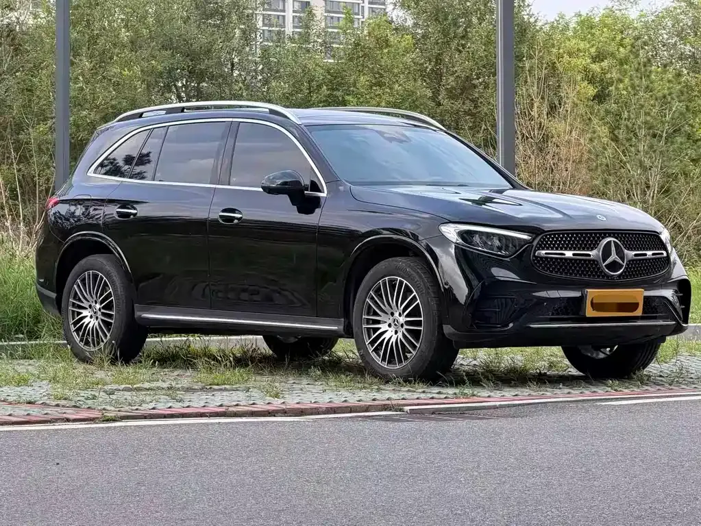 Mercedes-Benz GLC — фото 9