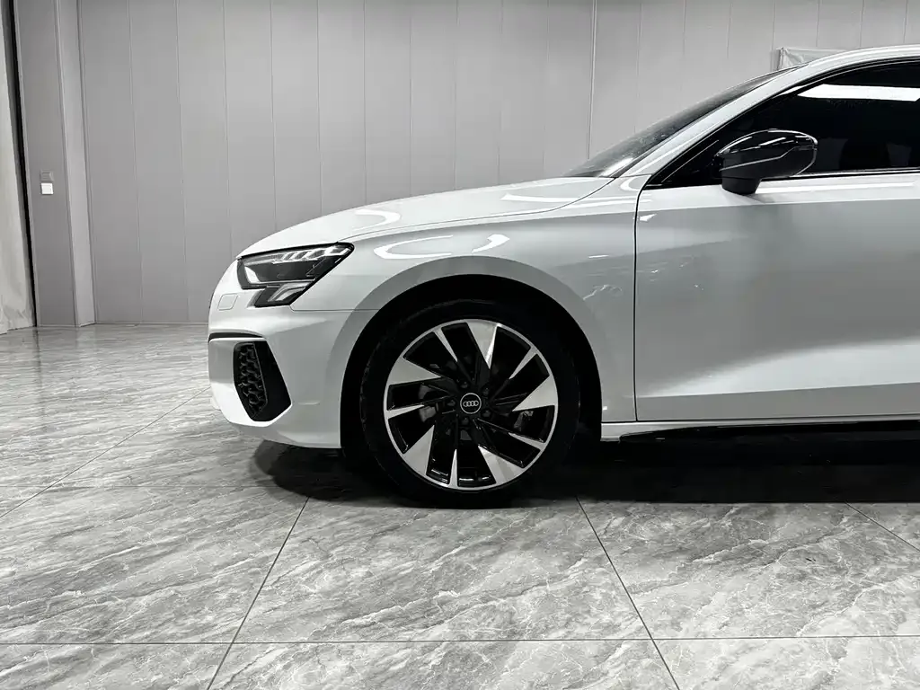 Audi A3 — фото 3