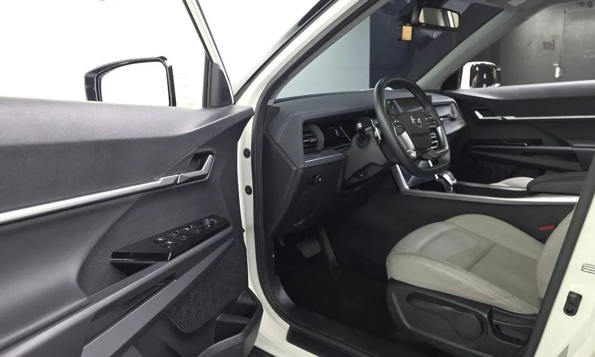 KG Mobility (Ssangyong) Torres — фото 7