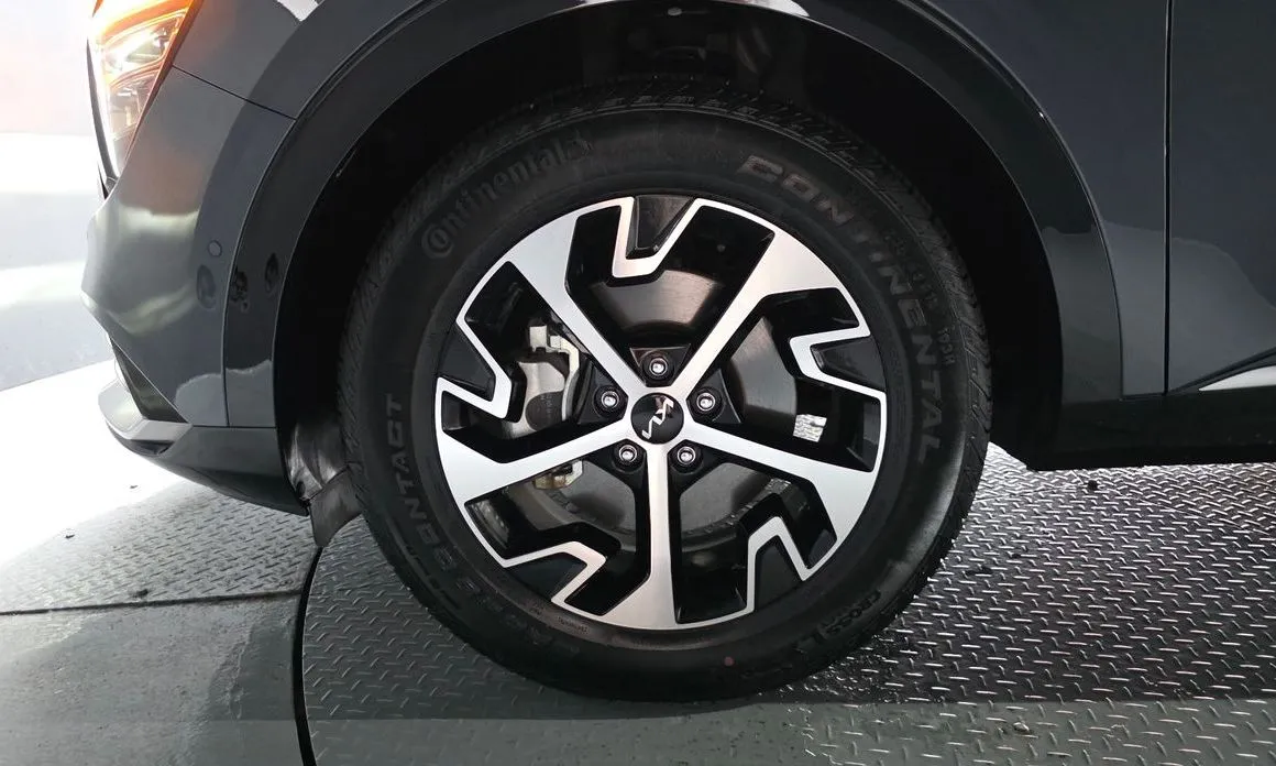 Kia Sportage — фото 9