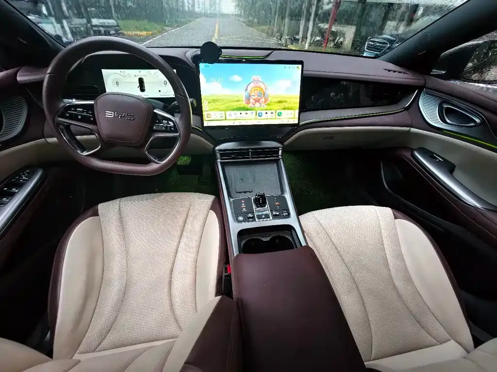 BYD Seal — фото 9