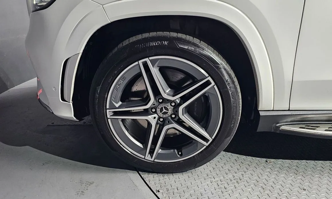 Mercedes-Benz GLS-Class — фото 10