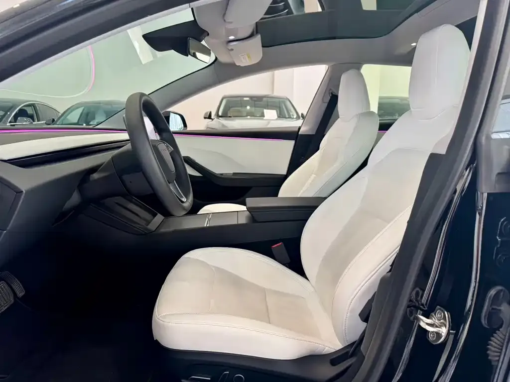 Tesla Model 3 — фото 3