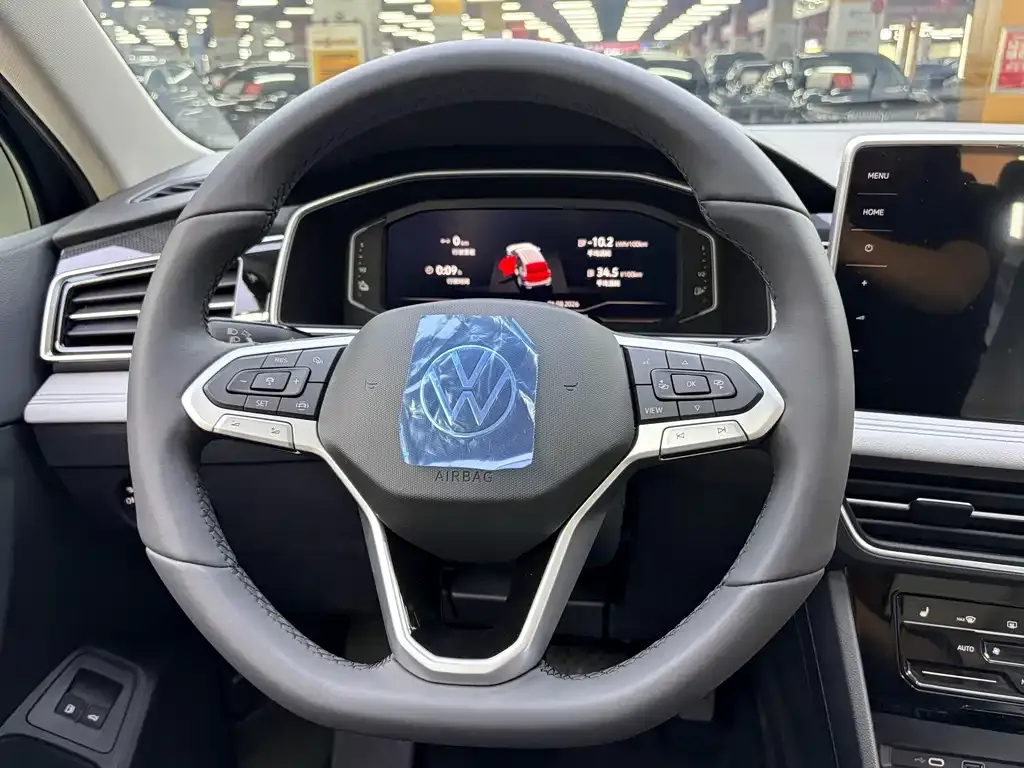 Volkswagen 途观L插电混动 — фото 7