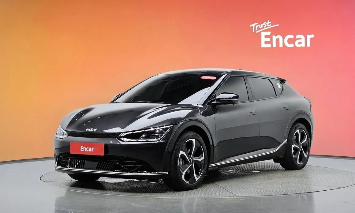 Kia EV6 — фото 1