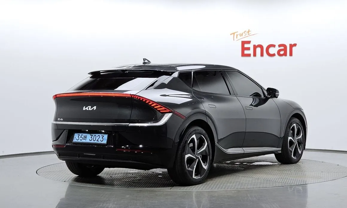 Kia EV6 — фото 7