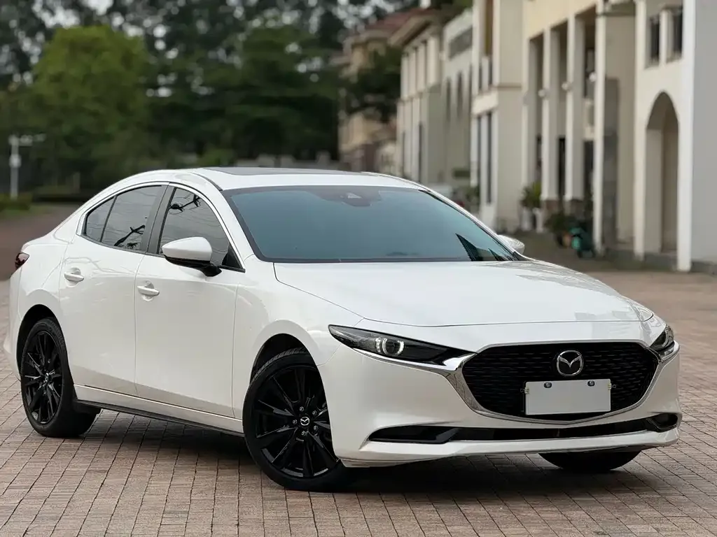 Mazda 3 Axela — фото 2