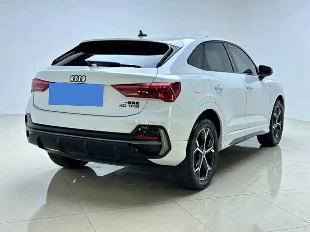 Audi Q3 Sportback — фото 5