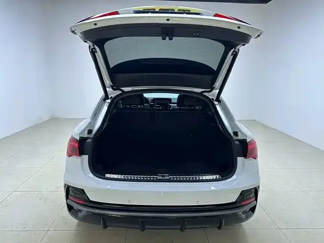 Audi Q3 Sportback — фото 3