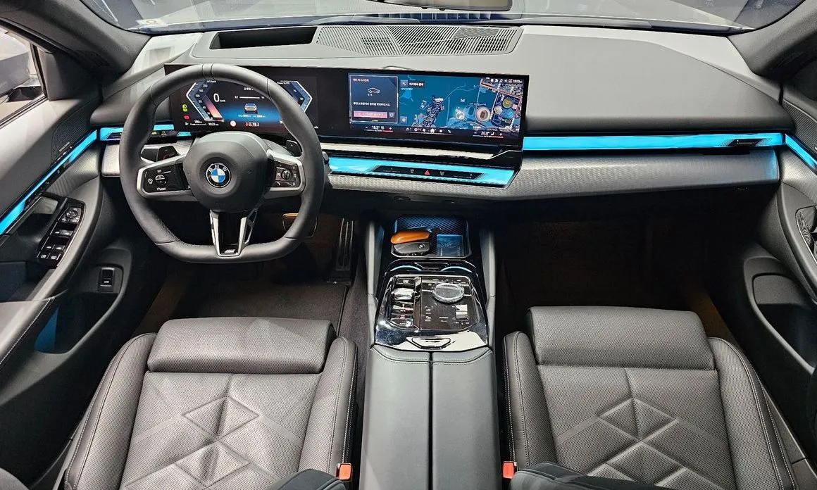 BMW 5-Series — фото 10