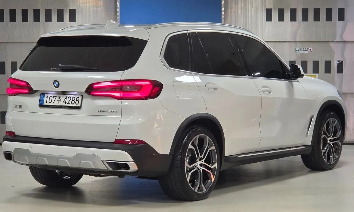 BMW X5 — фото 7