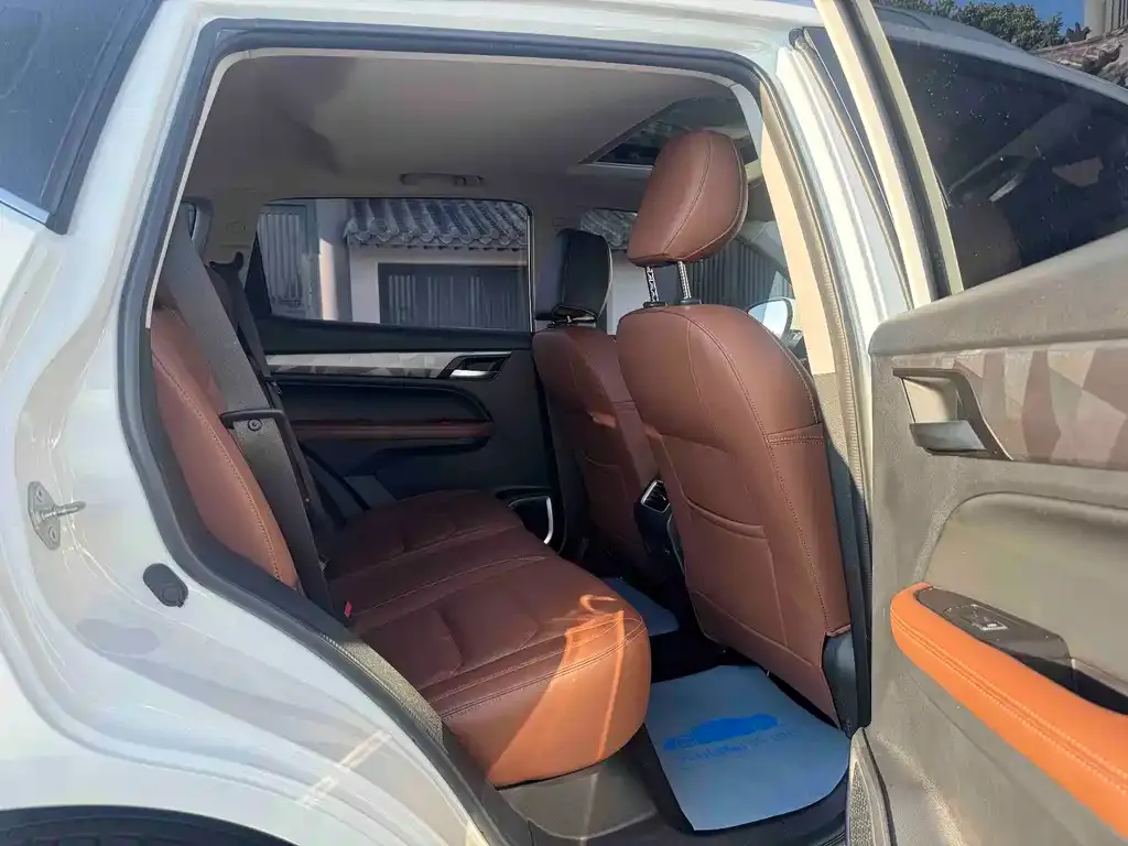 Geely Vision X6 — фото 9