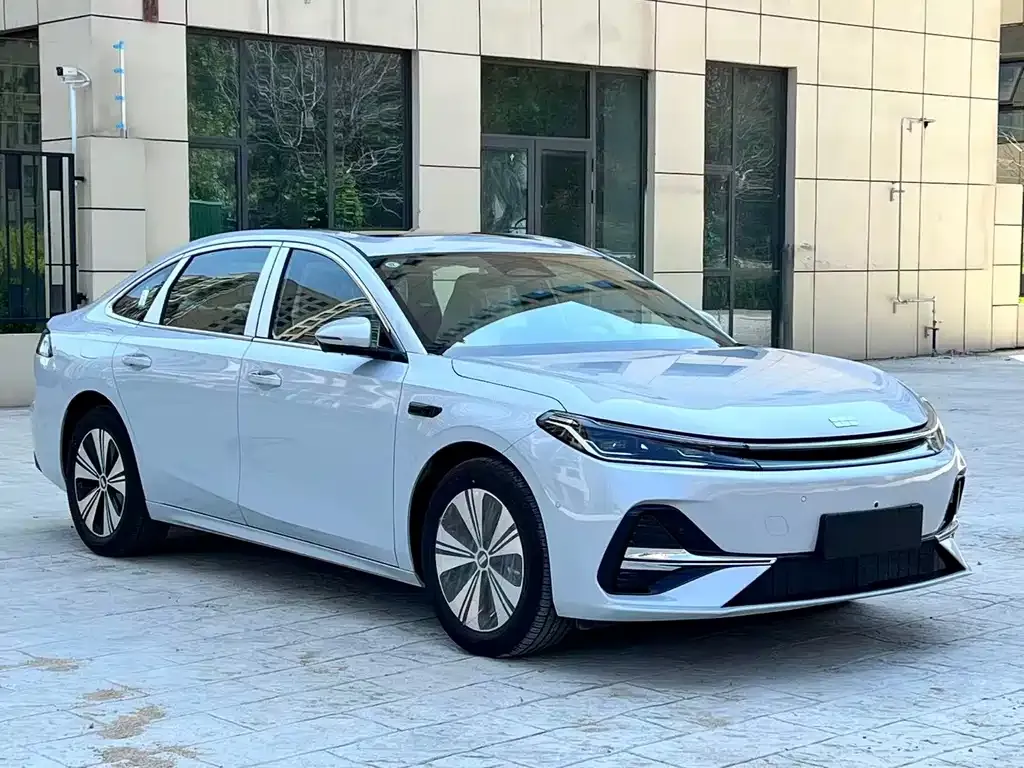 Geely 银河A7 EM — фото 5