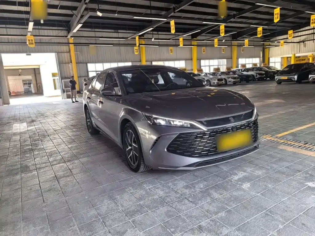 BYD Qin L — фото 9