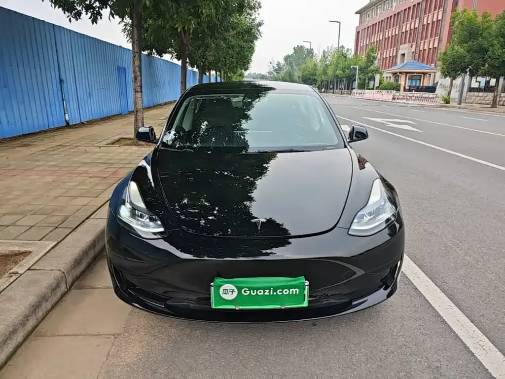Tesla Model 3 — фото 5