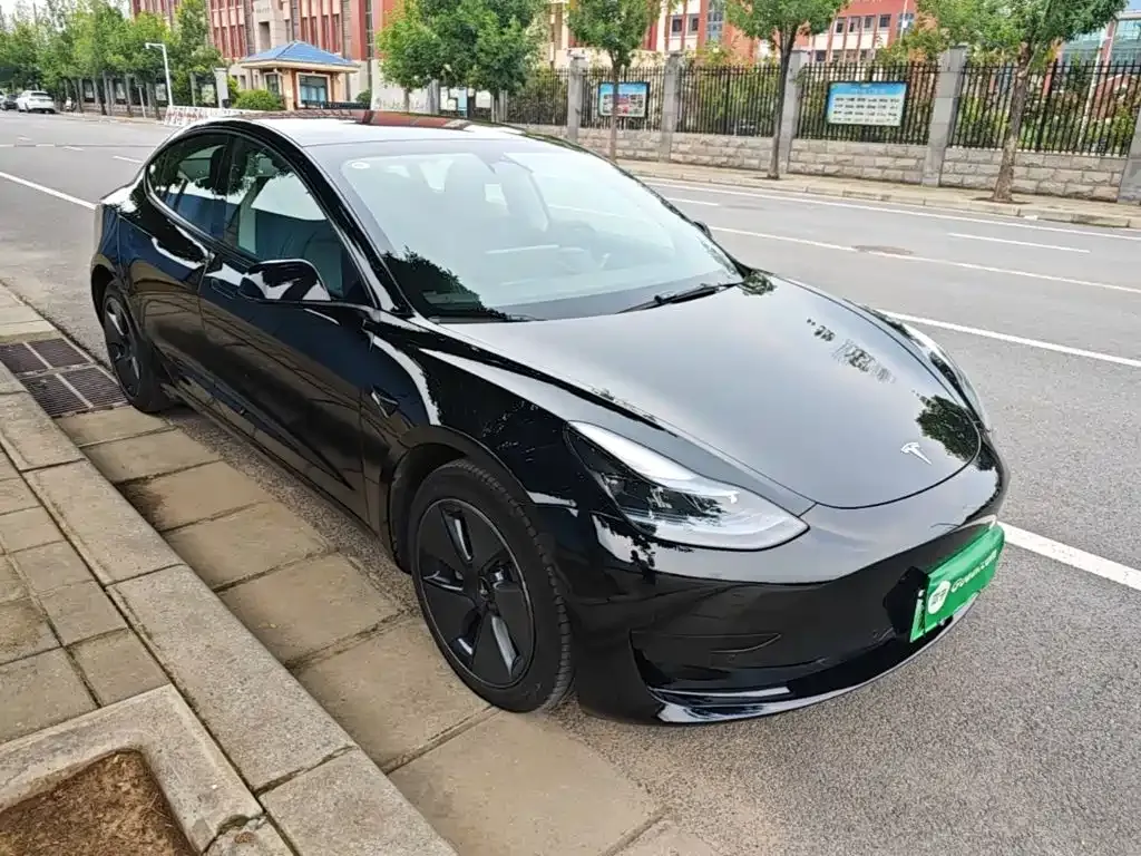 Tesla Model 3 — фото 6