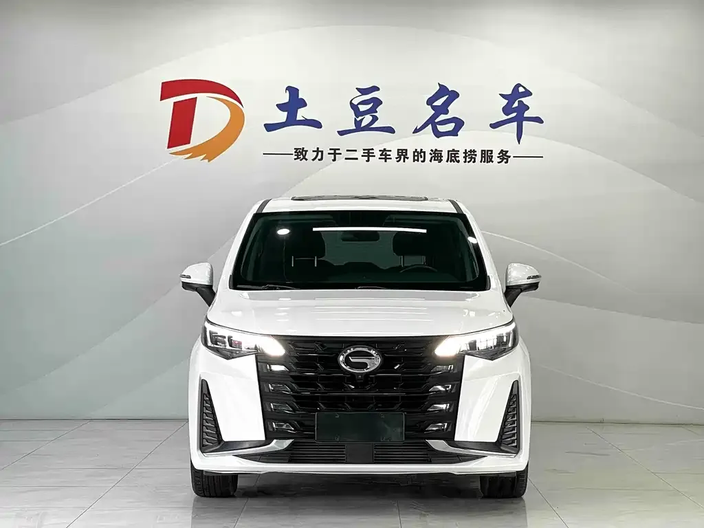 GAC Motor Trumpchi M6 — фото 3