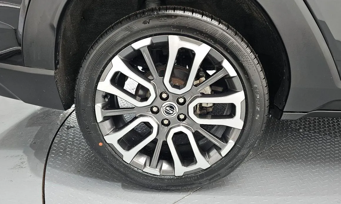 KG Mobility (Ssangyong) Torres — фото 6