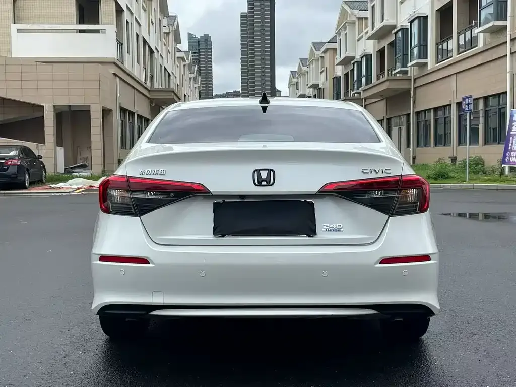 Honda Civic — фото 7
