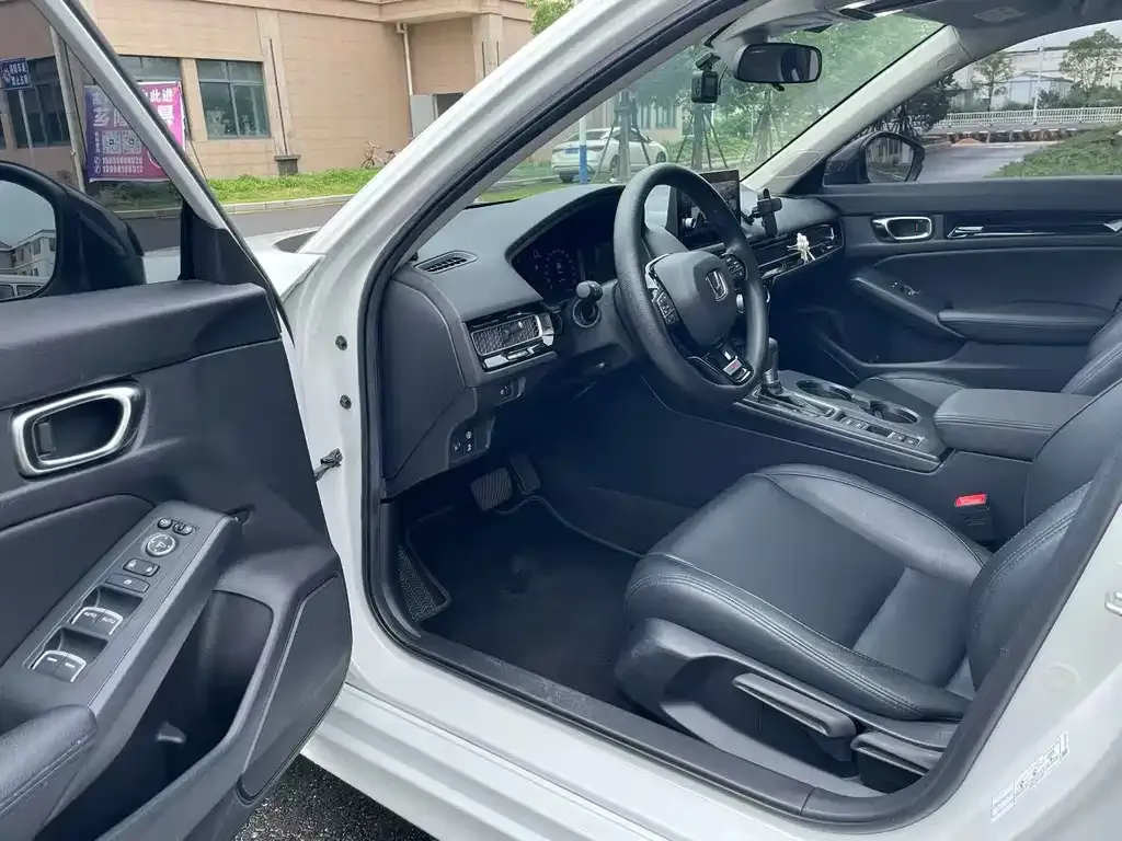 Honda Civic — фото 9