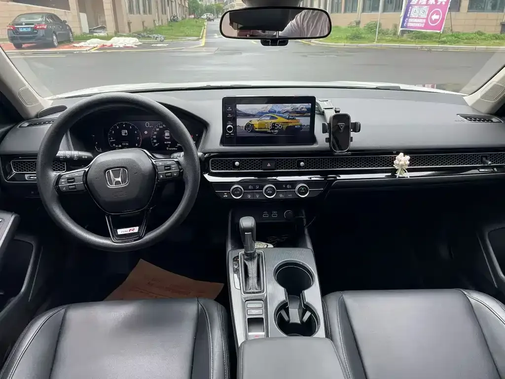 Honda Civic — фото 3