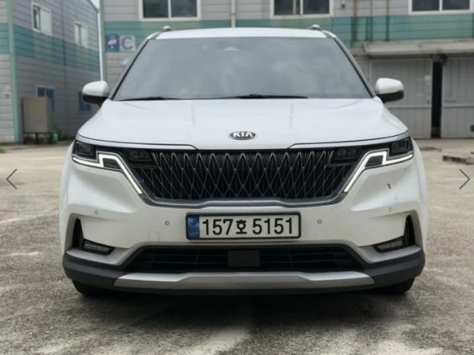Kia Carnival — фото 1