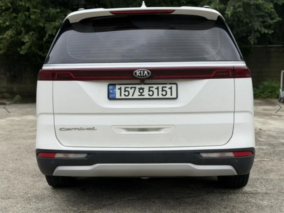 Kia Carnival — фото 4