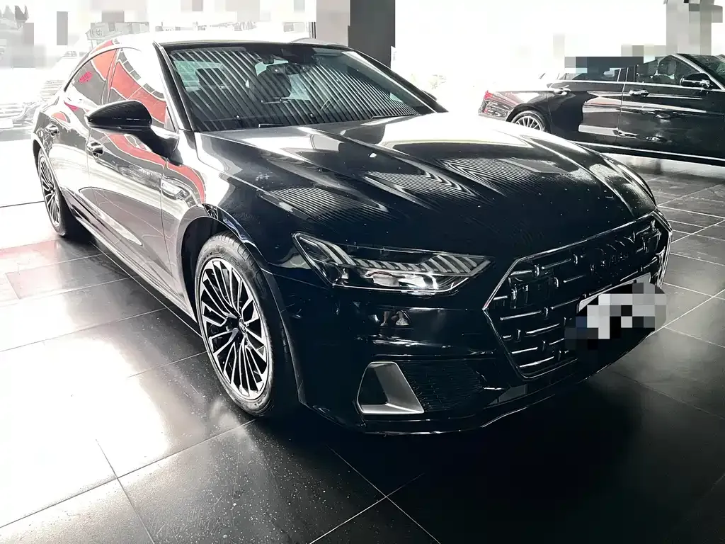 Audi A7L — фото 6