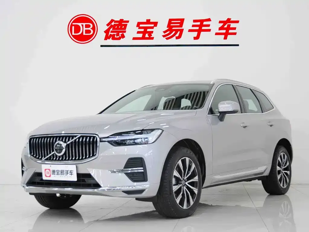 Volvo XC60 — фото 1