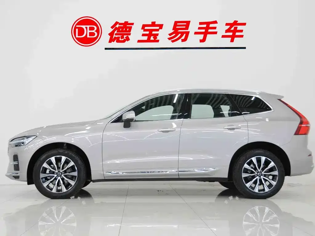 Volvo XC60 — фото 4